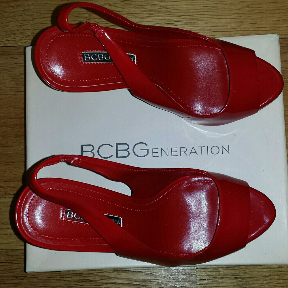 Shoes - Picture 6 of 8